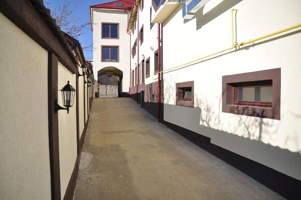 Pensiunea Brancoveneasca Campulung Dış mekan fotoğraf