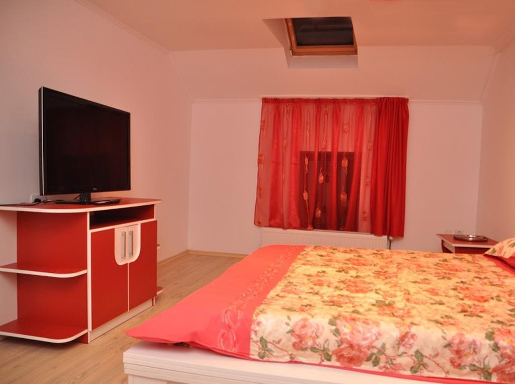 Pensiunea Brancoveneasca Campulung Oda fotoğraf